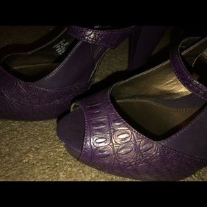 Grape purple peek boo heels!!!